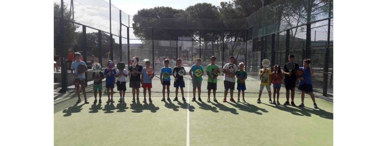 Sant Feliu de Buixalleu Camping Vila Village מראה חיצוני תמונה